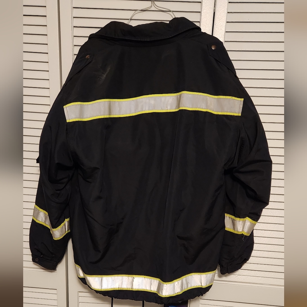 Reflective Jacket - image 2